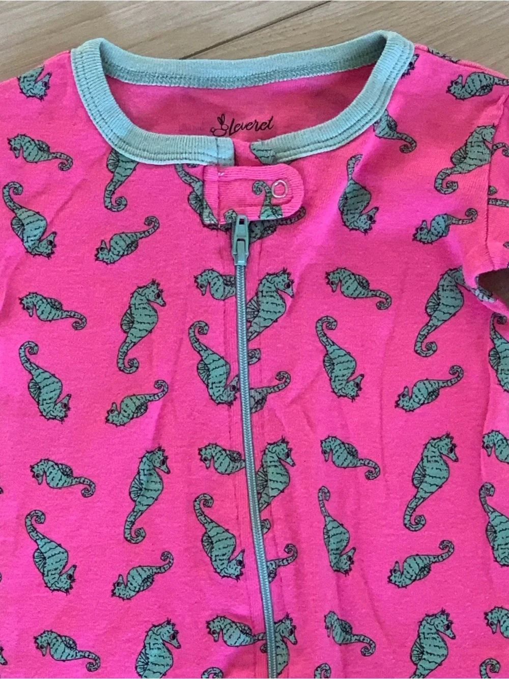 Leveret Baby girl Pink Seahorse Footed/zipper Pajama/Sleepware 12-18M 100% cot